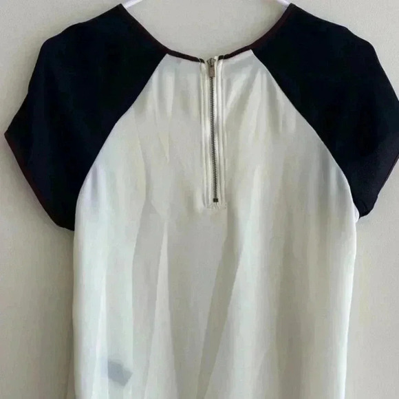 Harvé Benard Multicolor Short Sleeve Blouse (White/Navy/Maroon) w/ Zipper Back - Picture 6 of 8